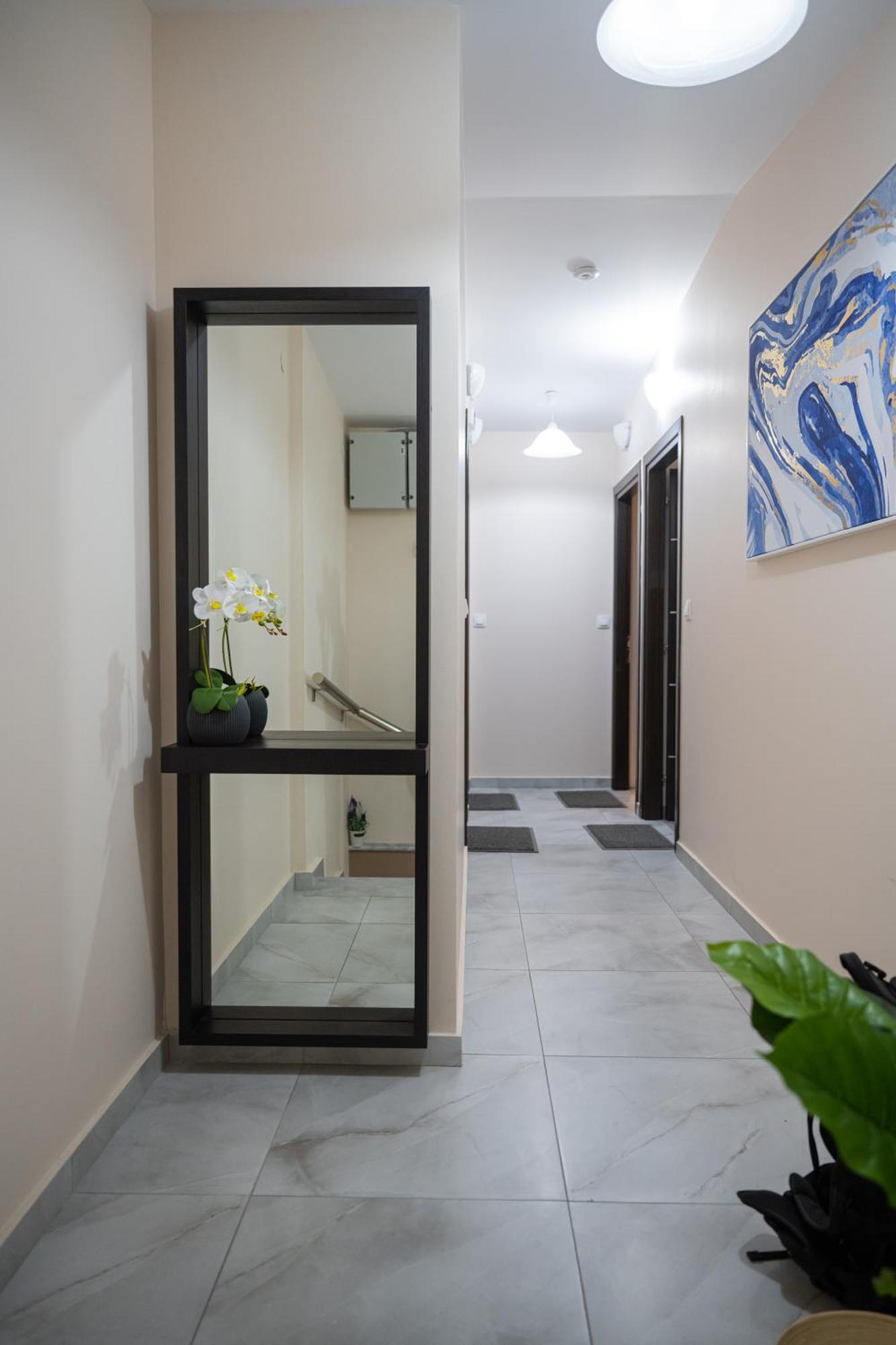 Theo And Irin'S Houses فلوغيتا المظهر الخارجي الصورة